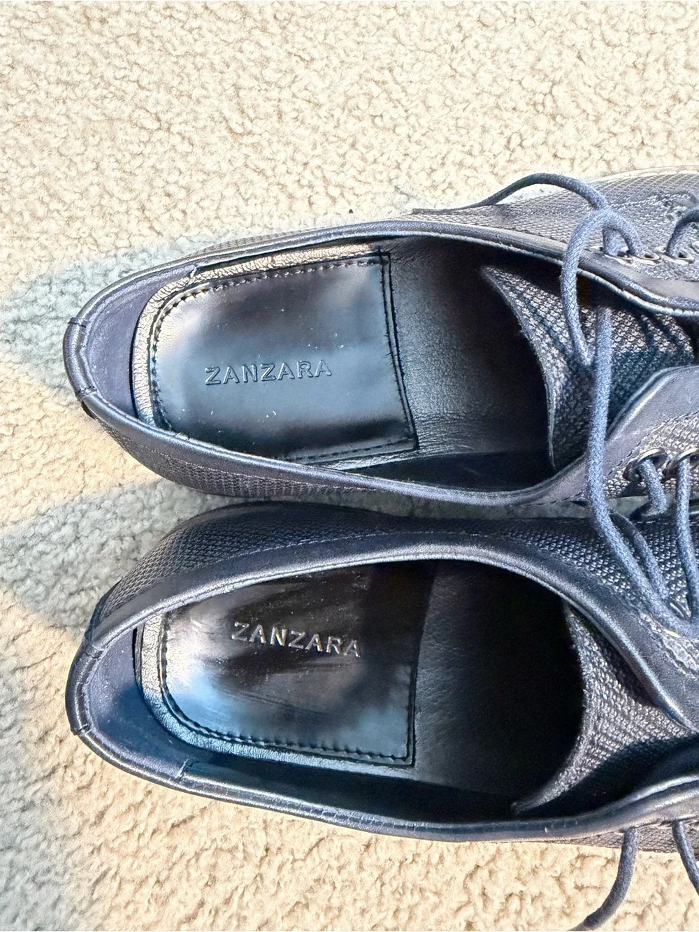 Zanzara Men’s Navy Textured Lace-Up Dress Shoes